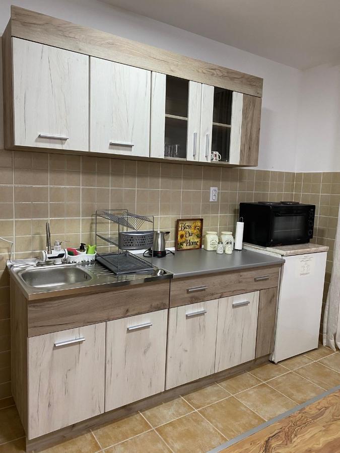 Lilyy Lägenhet Leskovac  Exteriör bild